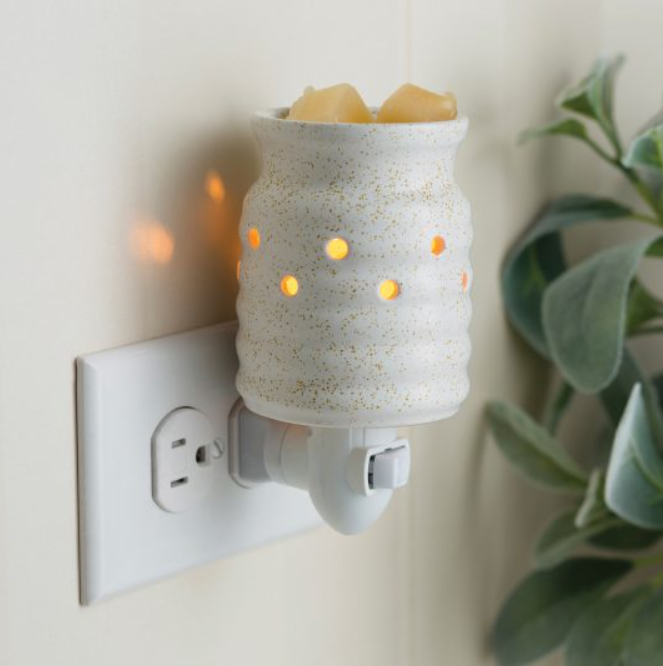 Farmhouse Pluggable Fragrance Warmer