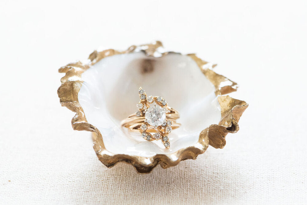 Gold Oyster Jewelry Dish - Regular