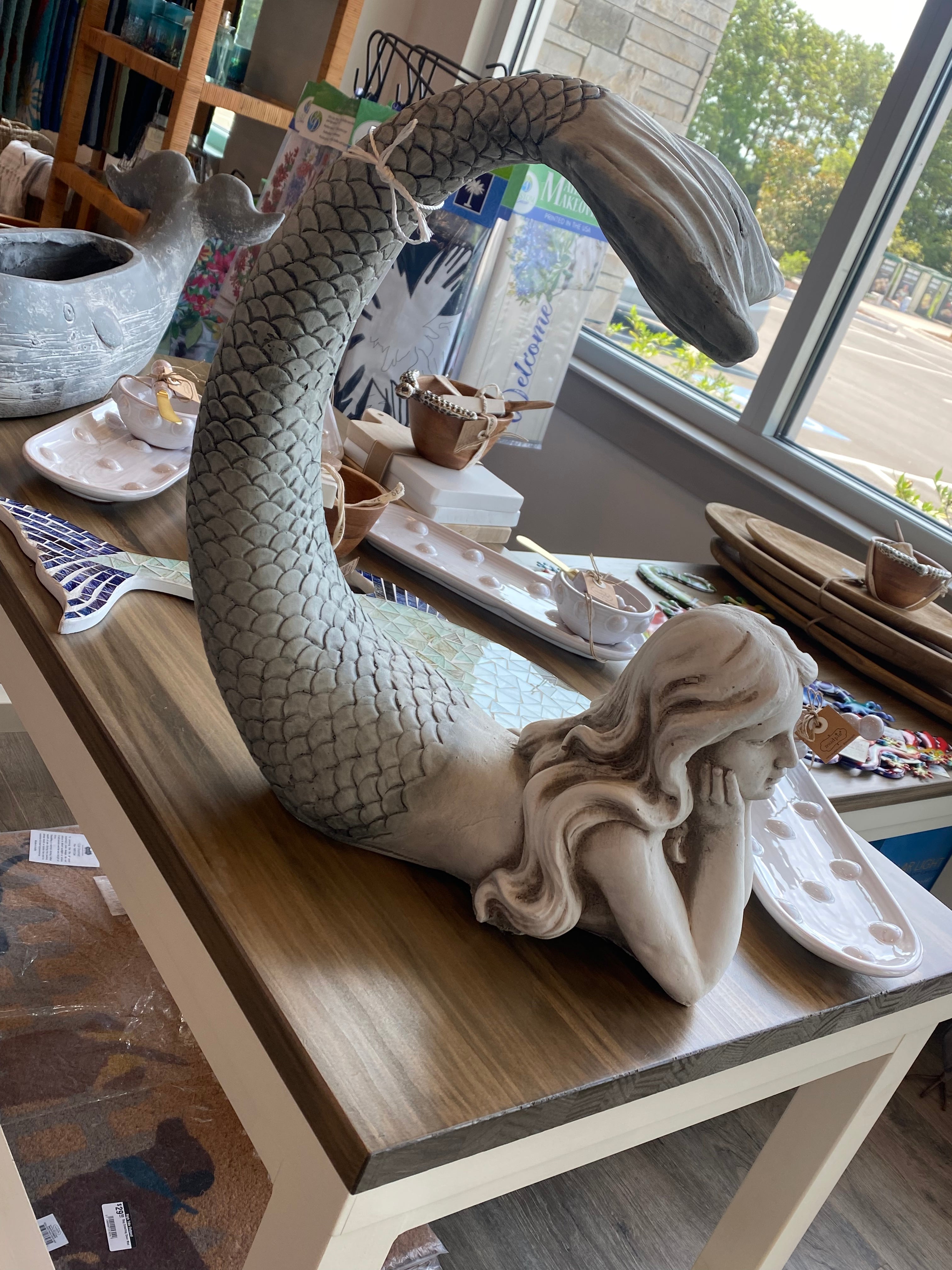 18-3/4" Mermaid w/ Tail Up