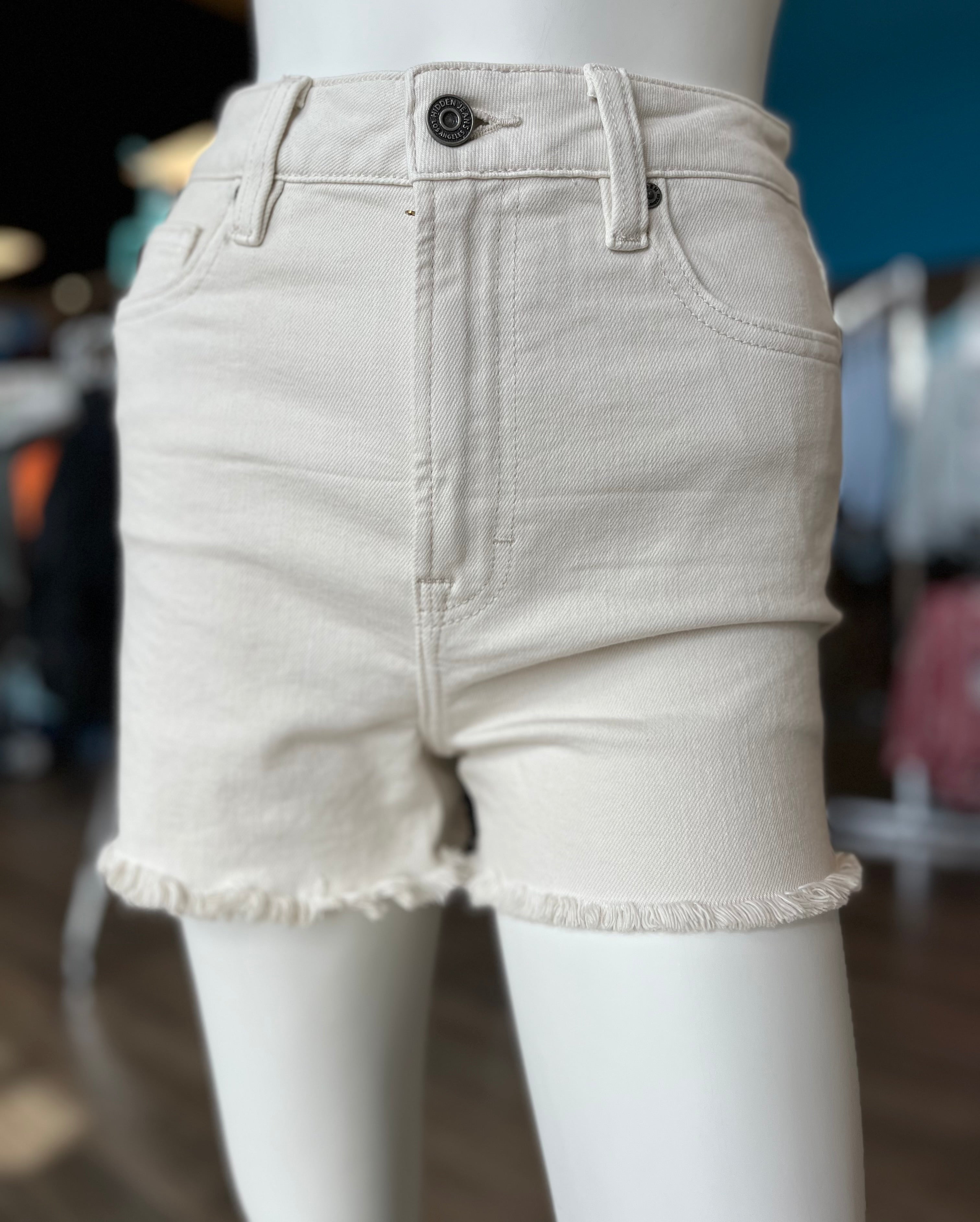Sofie High Rise Mom Short