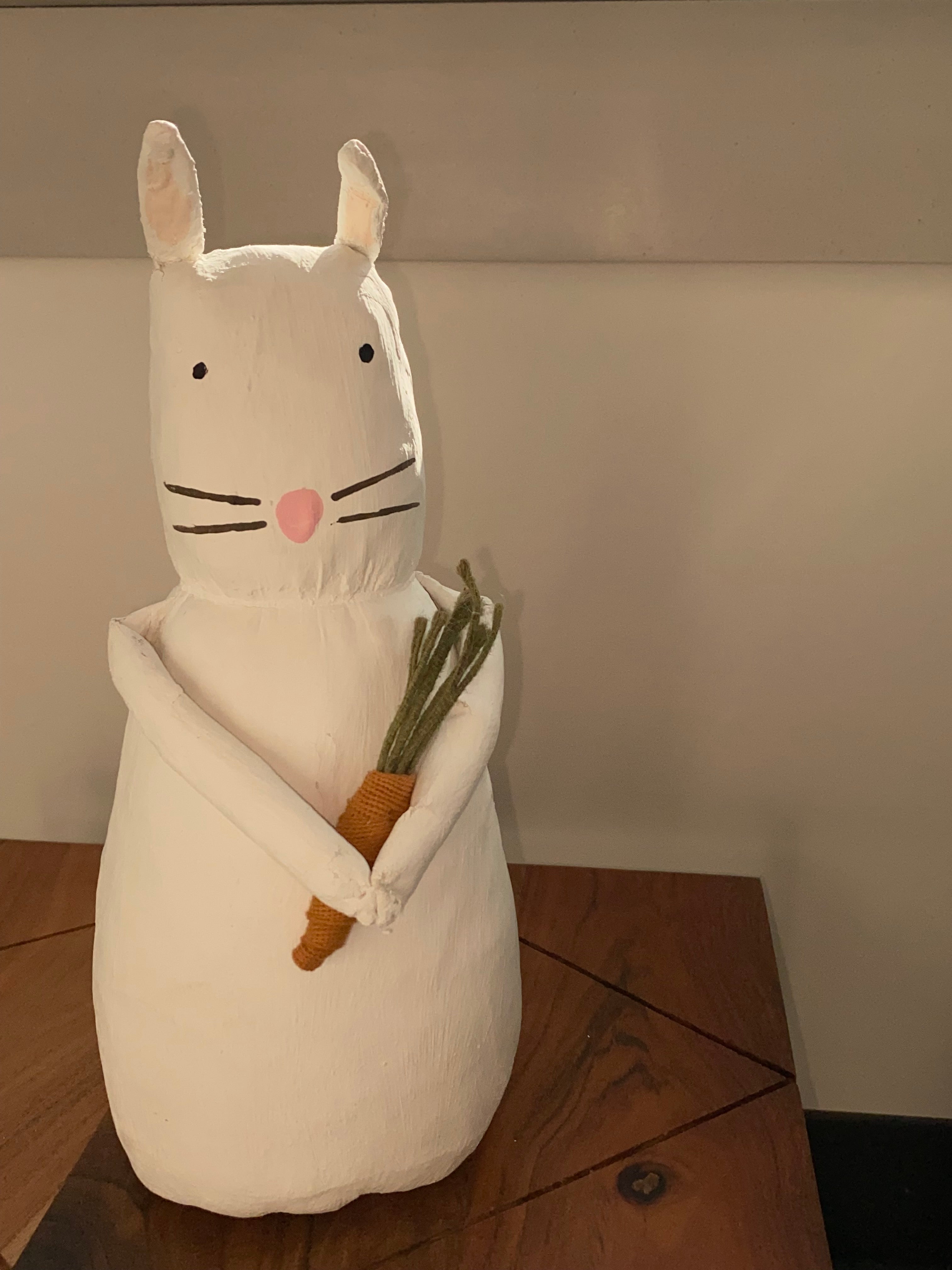 Lg bunny fabric siter